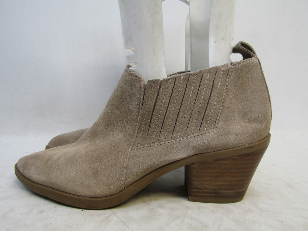 DV Dolce Vita Womens Size 7.5 M Brown Suede Chelsea Ankle Fashion Boots Bootie